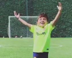 Mateo Messi interrupting his father's interview